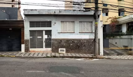 Casa para fins comercial e residencial à venda na região central