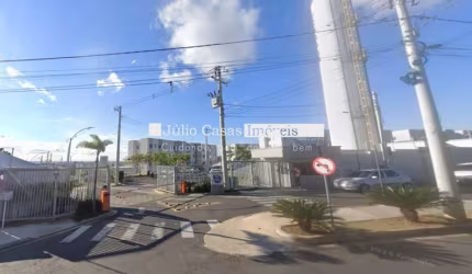 Apartamento térreo à venda em Votorantim