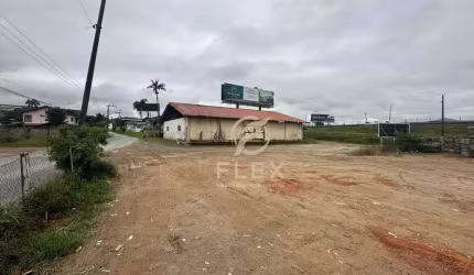 VENDA: EXCELENTE TERRENO com GALPÃO - Carvalho - Itajaí/SC