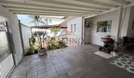 CASA 3 DMRS, 2 BANHEIROS, 2 VAGAS, JARDIM CONCEICÃOZINHA, GUARUJÁ/SP.