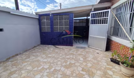Casa à venda no bairro Vila Ligya - Guarujá/SP