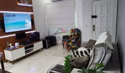 CASA CONDOMÍNIO FECHADO