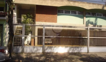 Casa térrea com 3 quartos à venda em Jardim Guapira - SP