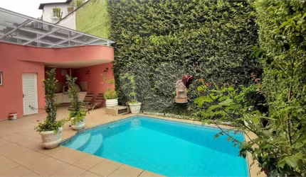 Sobrado com 4 quartos à venda em Jardim Franca - SP