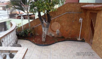 Casa térrea com 3 quartos à venda em Jardim Franca - SP