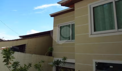 Casa térrea com 3 quartos à venda em Vila Irmãos Arnoni - SP