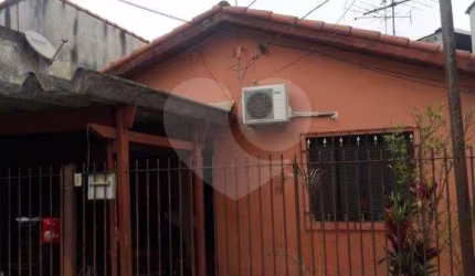 Prédio inteiro com 5 quartos à venda em Vila Romero - SP