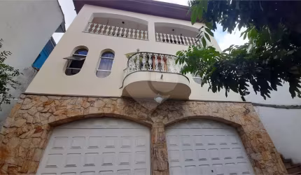 Casa com 3 quartos à venda em Vila Leonor - SP