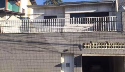 Sobrado com 4 quartos à venda em Água Fria - SP