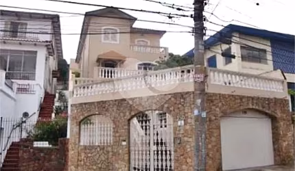 Sobrado com 4 quartos à venda em Santana - SP