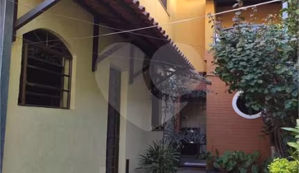 Sobrado com 4 quartos à venda em Vila Nova Mazzei - SP