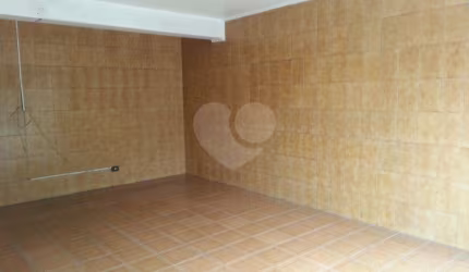 Sobrado com 3 quartos à venda em Vila Galvão - SP