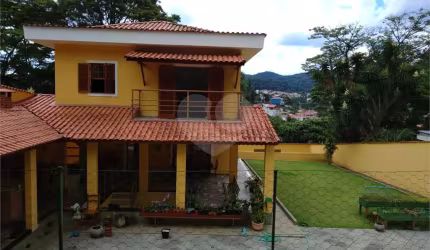 Sobrado com 3 quartos à venda em Tremembé - SP