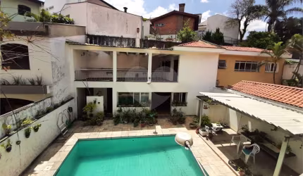 Sobrado com 4 quartos à venda em Jardim Franca - SP