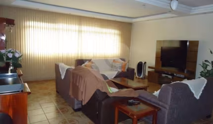 Sobrado com 6 quartos à venda em Imirim - SP