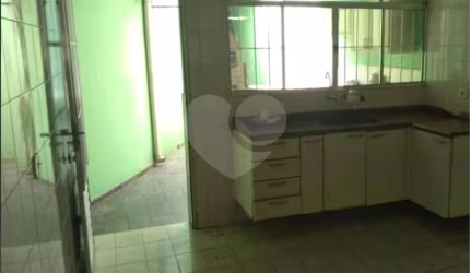Sobrado com 2 quartos à venda em Vila Santa Maria - SP