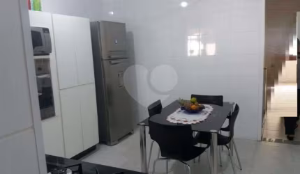 Sobrado com 2 quartos à venda em Santa Teresinha - SP