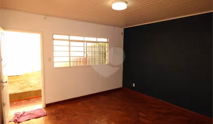 Casa térrea com 2 quartos à venda em Vila Albertina - SP