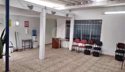 Casa térrea com 2 quartos à venda em Vila Mazzei - SP
