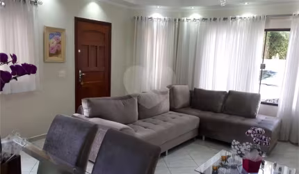 Condomínio com 3 quartos à venda em Horto Florestal - SP