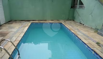 Sobrado com 2 quartos à venda em Tremembé - SP