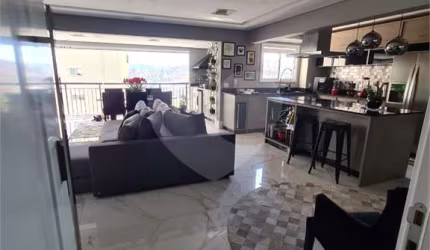 Apartamento com 3 quartos à venda em Jardim Flor Da Montanha - SP