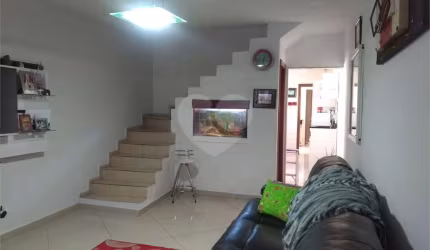 Sobrado com 3 quartos à venda em Vila Dorna - SP