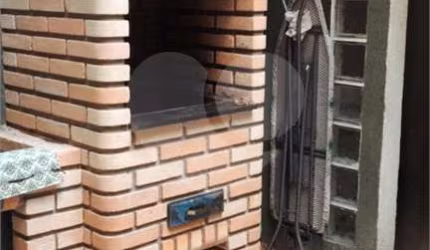 Casa com 2 quartos à venda em Vila Pereira Barreto - SP