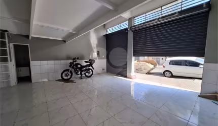 Prédio inteiro à venda em Vila Baruel - SP