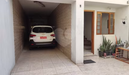 Sobrado com 4 quartos à venda em Santana - SP