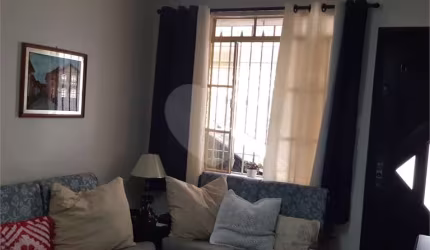 Casa térrea com 3 quartos à venda em Vila Ede - SP
