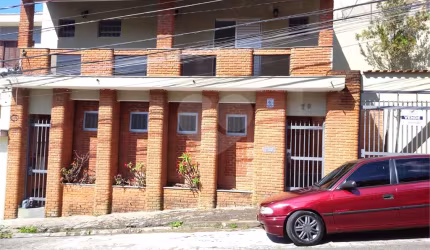 Sobrado com 3 quartos à venda em Jardim Regina - SP