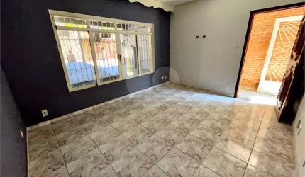 Casa térrea com 2 quartos à venda em Horto Florestal - SP