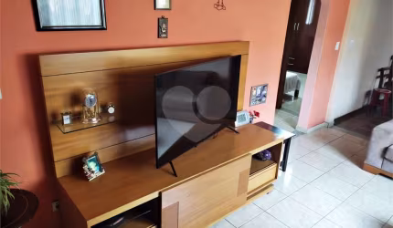 Casa térrea com 3 quartos à venda em Jardim Leonor Mendes De Barros - SP