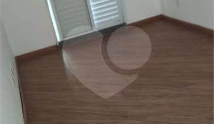 Apartamento com 1 quartos à venda em Jaraguá - SP