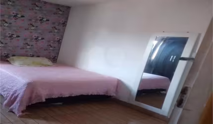 Sobrado com 4 quartos à venda em Vila Gustavo - SP