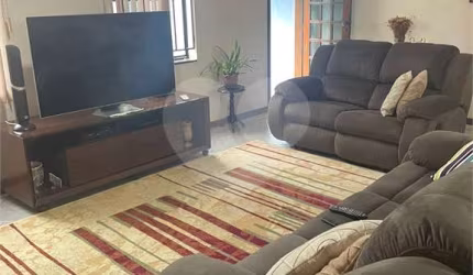 Sobrado com 4 quartos à venda em Jardim Virginia Bianca - SP