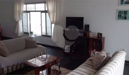 Casa com 4 quartos à venda em Vila Santa Maria - SP