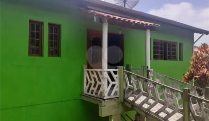 Sobrado com 3 quartos à venda em Capoavinha - SP