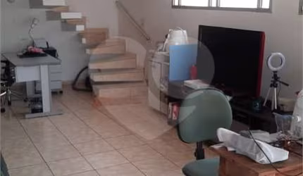 Casa térrea com 2 quartos à venda em Parque São Domingos - SP