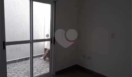 Condomínio com 1 quartos à venda em Vila Paiva - SP