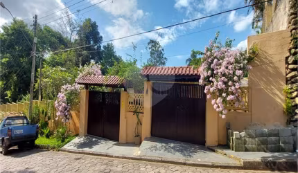 Casa com 3 quartos à venda em Pirucaia - SP