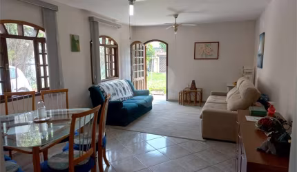 Casa com 3 quartos à venda em Jardim Virginia Bianca - SP