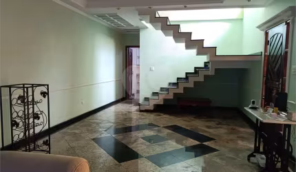 Sobrado com 3 quartos à venda em Vila Paiva - SP