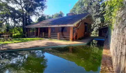 Condomínio com 3 quartos à venda em Caraguatá - SP