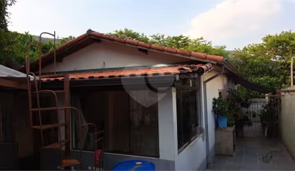 Casa com 3 quartos à venda em Centro - SP