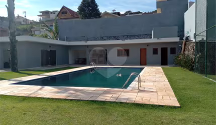 Casa térrea com 3 quartos à venda em Lavapés - SP