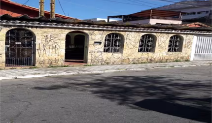 Terreno com 2 quartos à venda em Vila Constança - SP