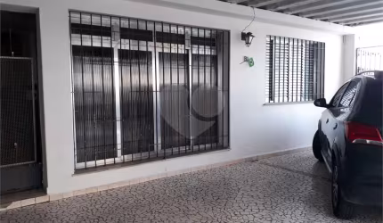Casa térrea com 4 quartos à venda em Vila Romero - SP