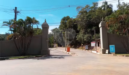 Condomínio à venda em Caraguatá - SP